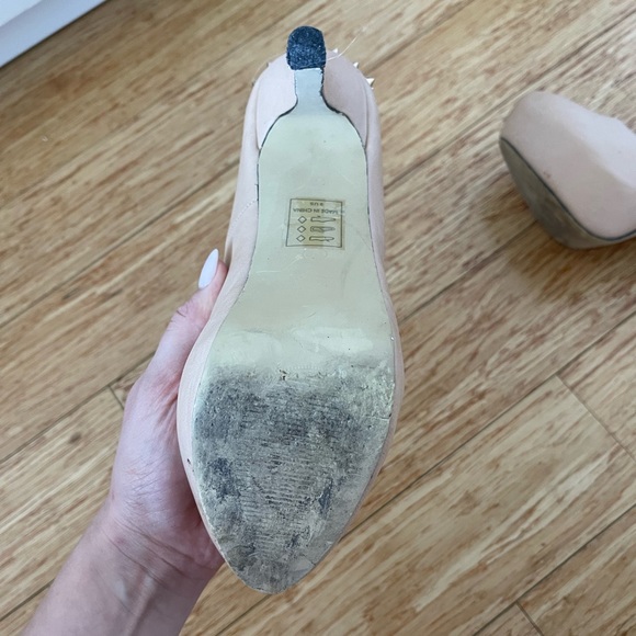 Nude heels with gold studs - Picture 5 of 5